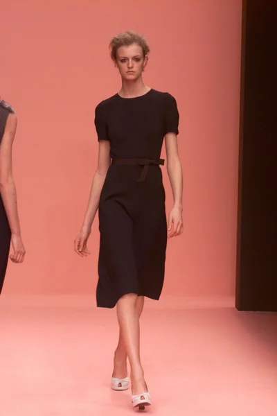 Look 50